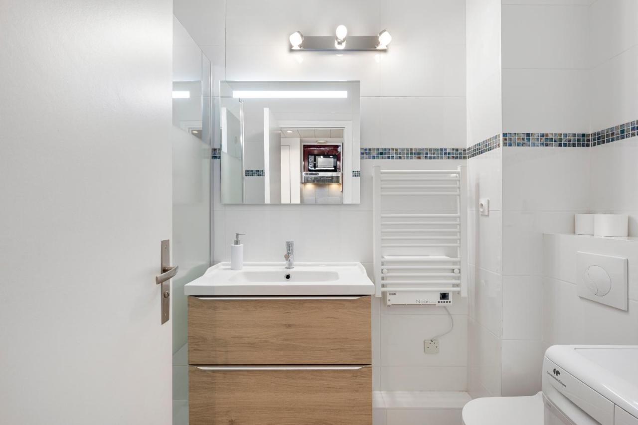Studio Massenet Five Stars Holiday House Ница Екстериор снимка